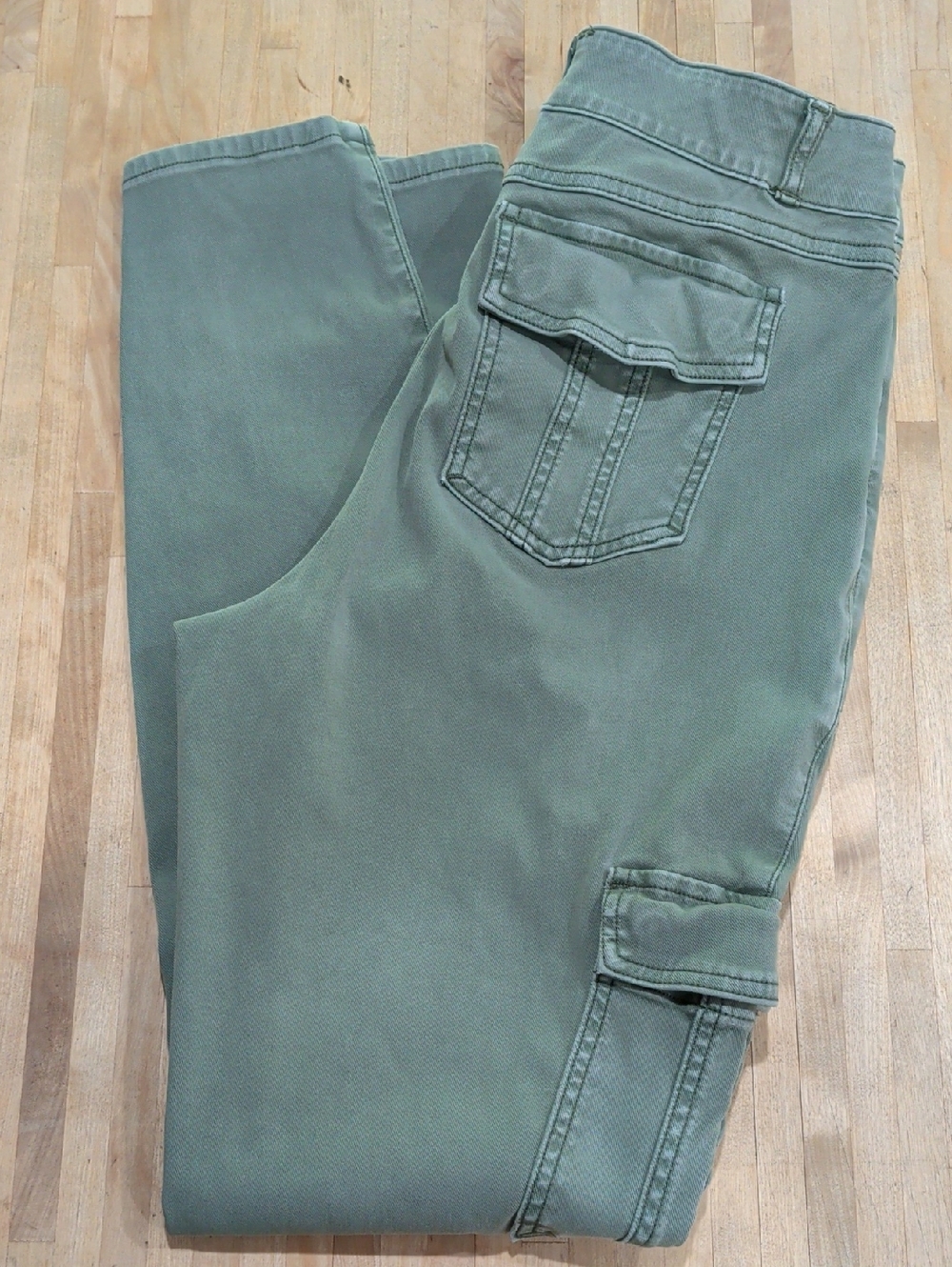 Spanx Olive Green Cargo Pants with Flap Pockets Skinny Leg Size XL